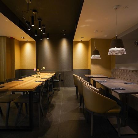 987 Design Prague Hotel Екстериор снимка
